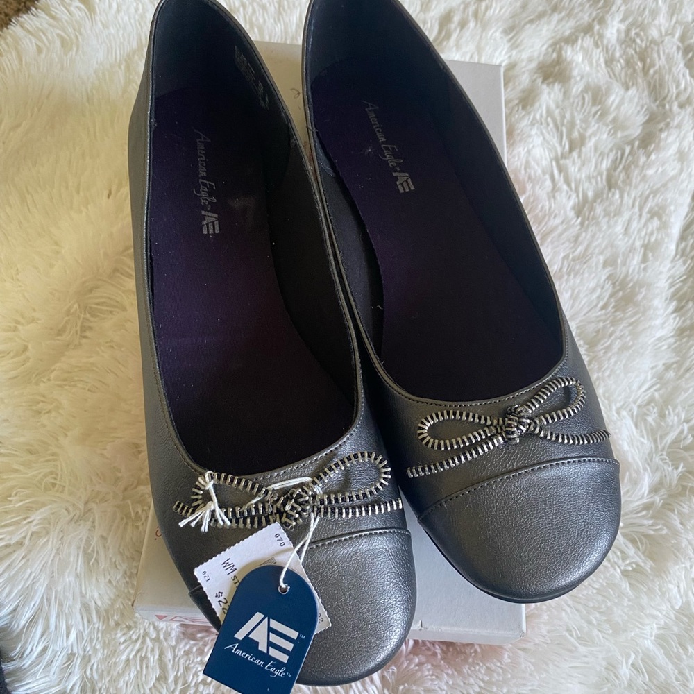 NEW-Women’s Flat Dress Shoe